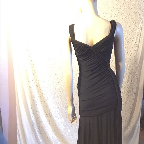 Dress - Picture 3 of 5